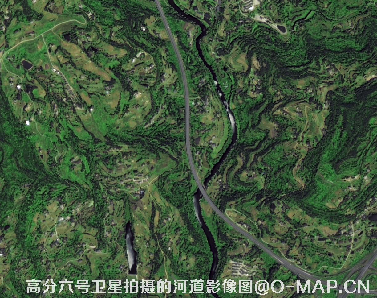高分六号卫星拍摄的河道2米分辨率影像图