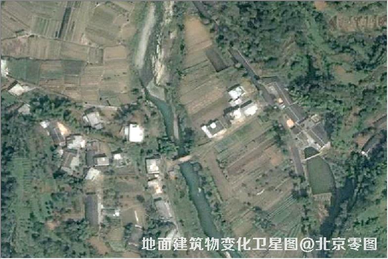 点击查看大图 地面建筑物变化卫星图