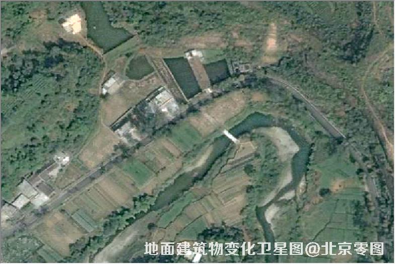 点击查看大图 地面建筑物变化卫星图