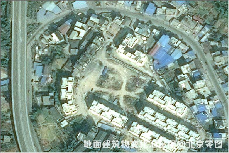 点击查看大图 地面建筑物变化卫星图