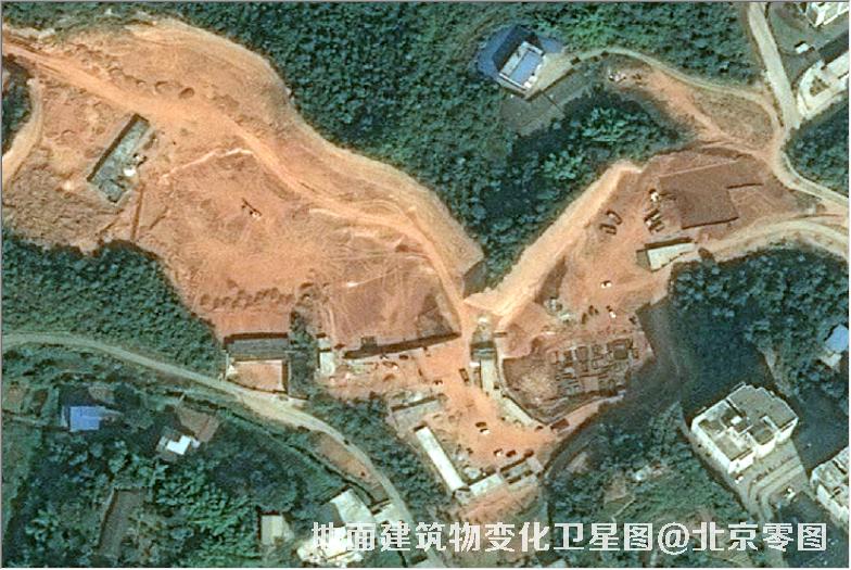 点击查看大图 地面建筑物变化卫星图