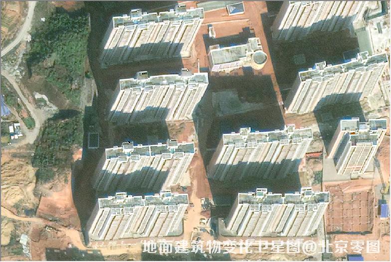 点击查看大图 地面建筑物变化卫星图