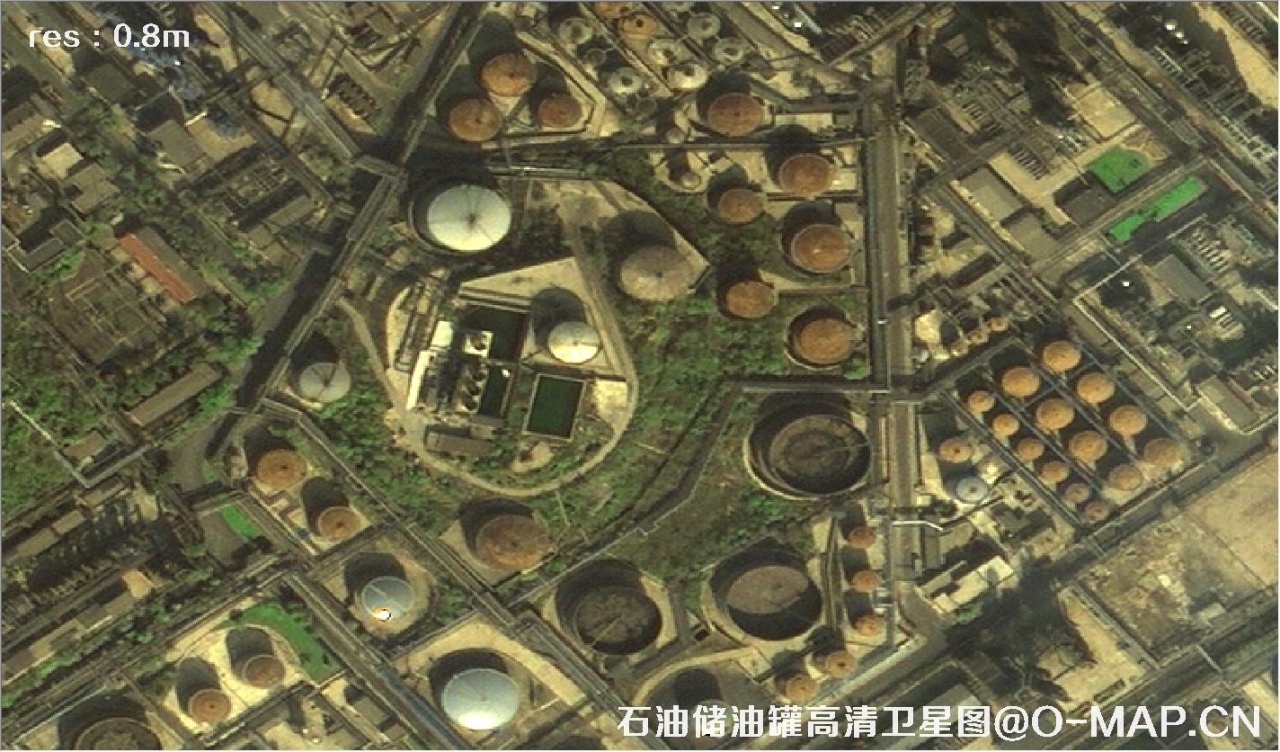高分辨率卫星拍摄的石油储蓄罐卫星图片