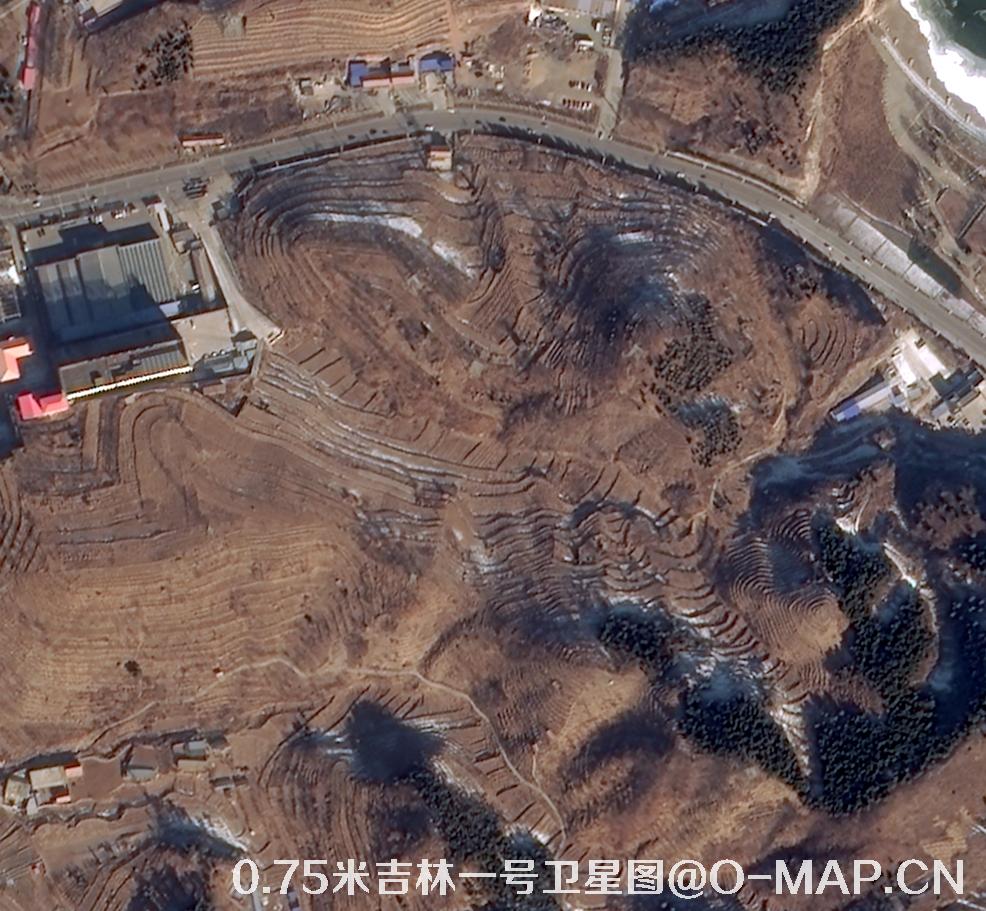吉林一号卫星拍摄的河北省承德市0.75米卫星图