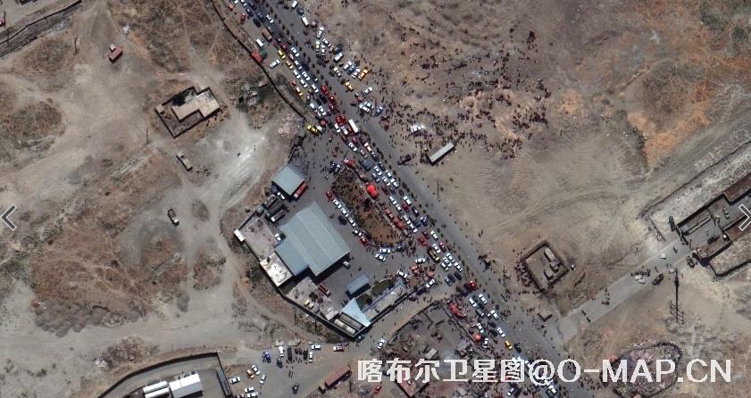 Maxar卫星拍摄的喀布尔市哈米德卡尔扎伊国际机场和周边卫星图