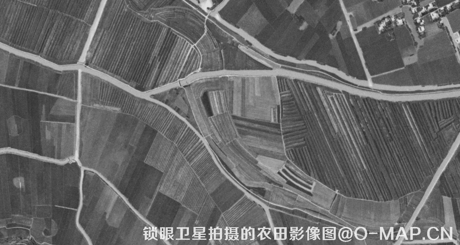 KeyHole锁眼卫星历史影像拍摄的农田影像图