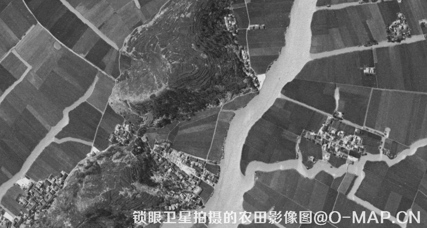 KeyHole锁眼卫星历史影像拍摄的农田影像图