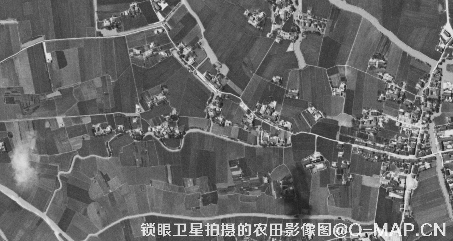 KeyHole锁眼卫星历史影像拍摄的农田影像图
