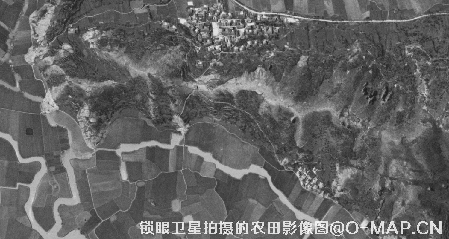 KeyHole锁眼卫星历史影像拍摄的农田影像图