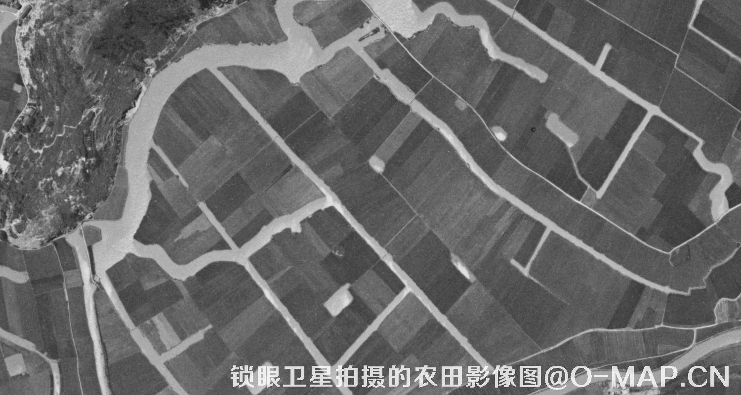 KeyHole锁眼卫星历史影像拍摄的农田影像图