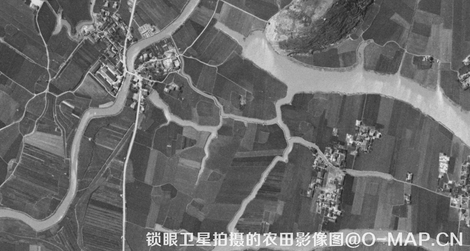 KeyHole锁眼卫星历史影像拍摄的农田影像图