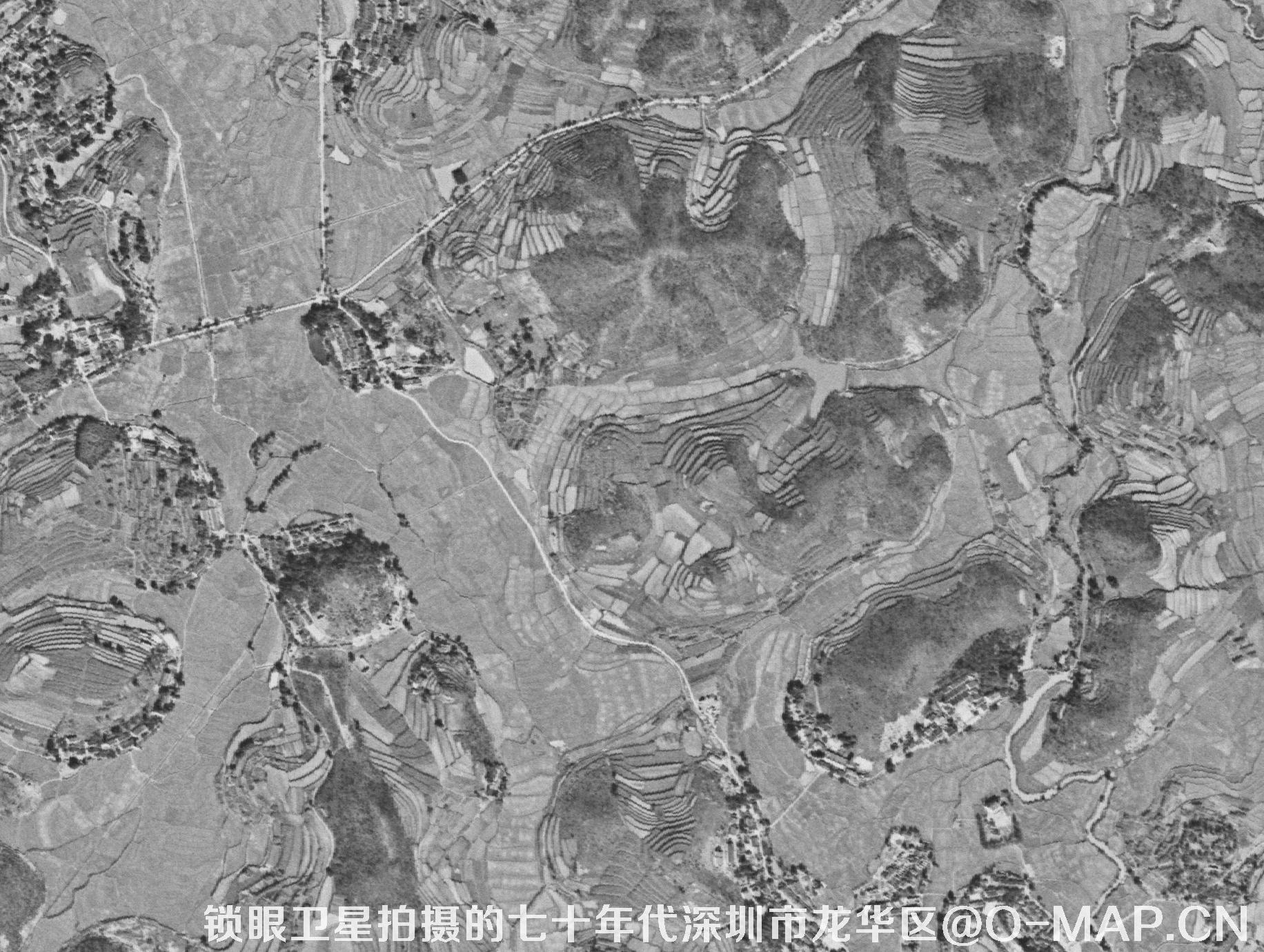 锁眼卫星拍摄的七十年代深圳市龙华区历史卫星图