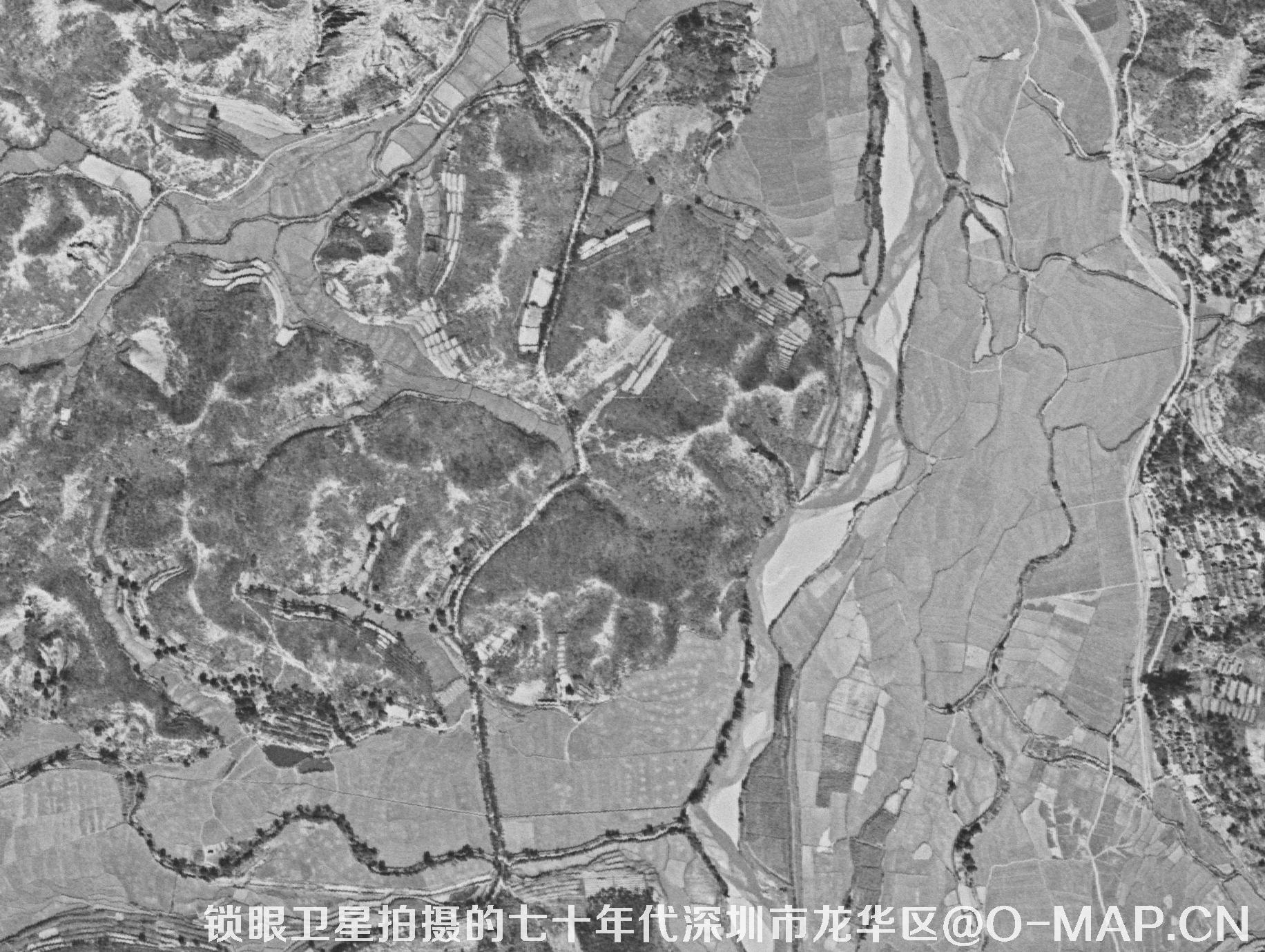 锁眼卫星拍摄的七十年代深圳市龙华区历史卫星图