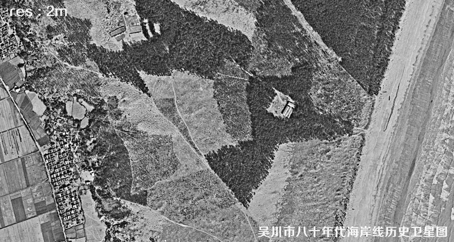 广东省湛江市吴川市八十年代海岸线历史卫星图