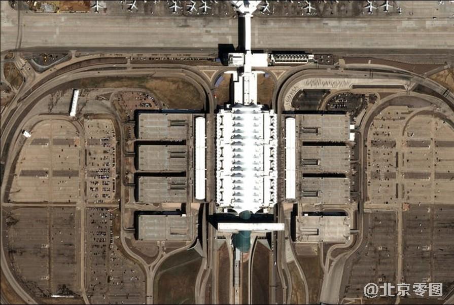 maxar卫星2020.03.17拍摄的洛杉矶机场卫星图