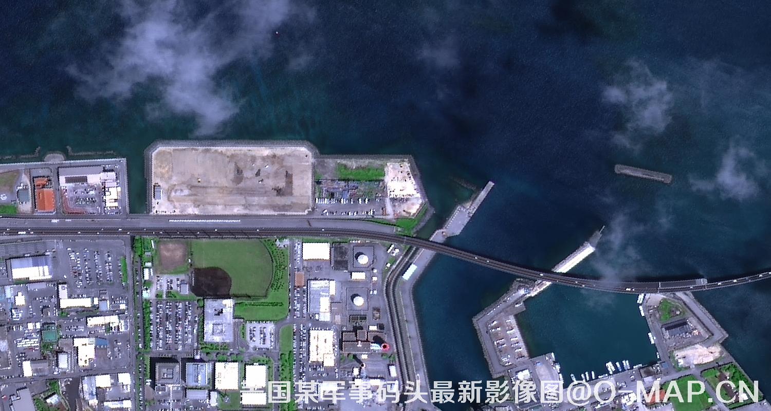 美国某军事码头最新卫星影像图