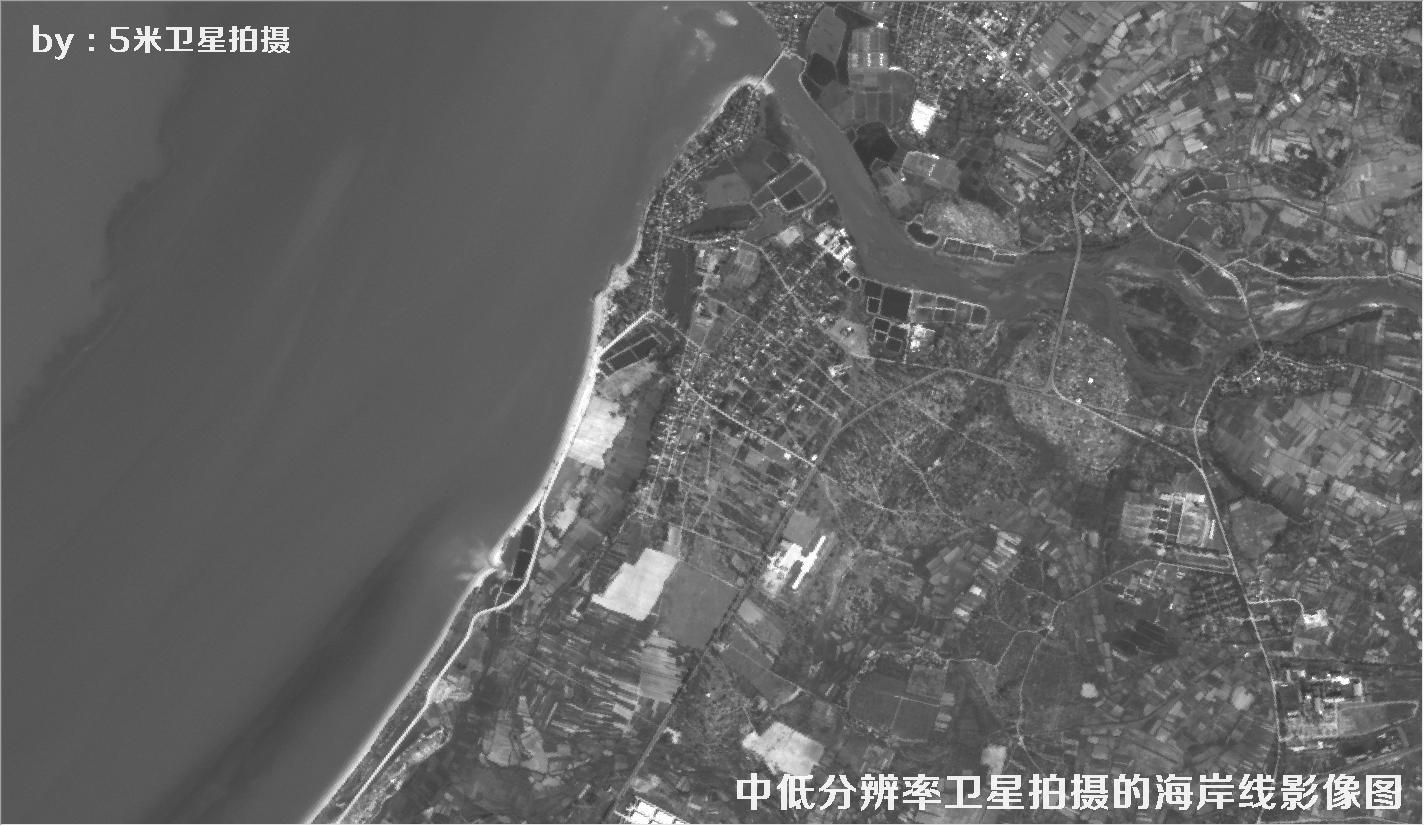 中低分辨率卫星拍摄的海南省某段海岸线黑白卫星影像