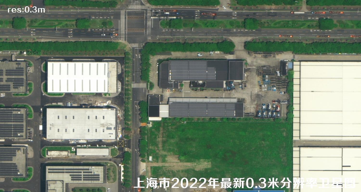 0.3米卫星拍摄的上海工业园区及周边住宅和空载的大卡车