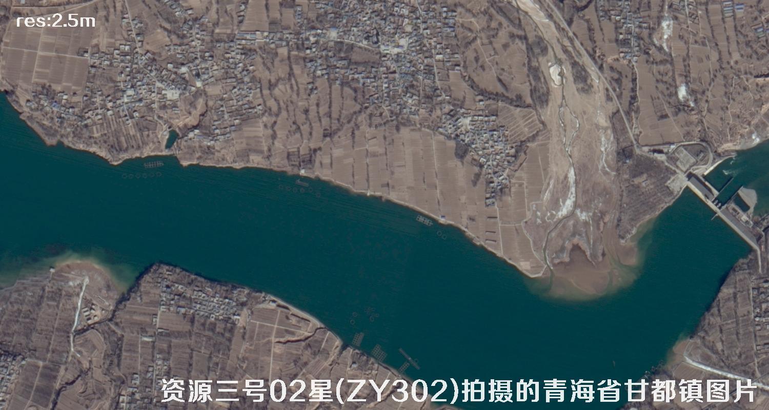 国产2.5米立体卫星资源三号02星(ZY302)拍摄的甘肃省循化县甘都镇卫星图片